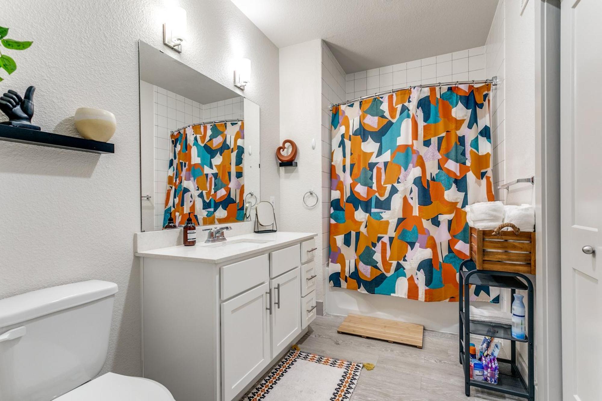 Beautiful Condo On Riverwalk W King Ste Free Parking Pet Friendly Centrally Located On The Riverwalk 圣安东尼奥 外观 照片